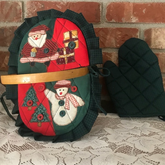 Rare VTG Handcrafted Santa Holiday Wicker Basket - Picture 1 of 11